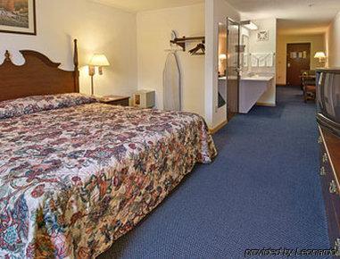 Days Inn By Wyndham Effingham Extérieur photo