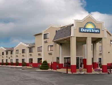 Days Inn By Wyndham Effingham Extérieur photo
